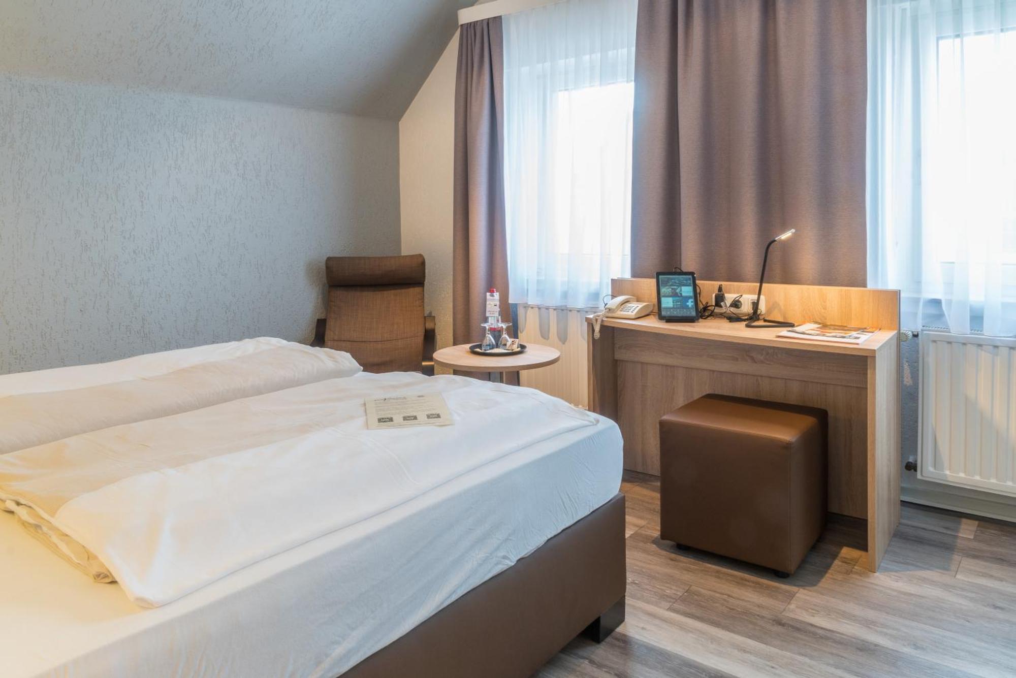 Hotel Restaurant Kromberg Remscheid Kültér fotó