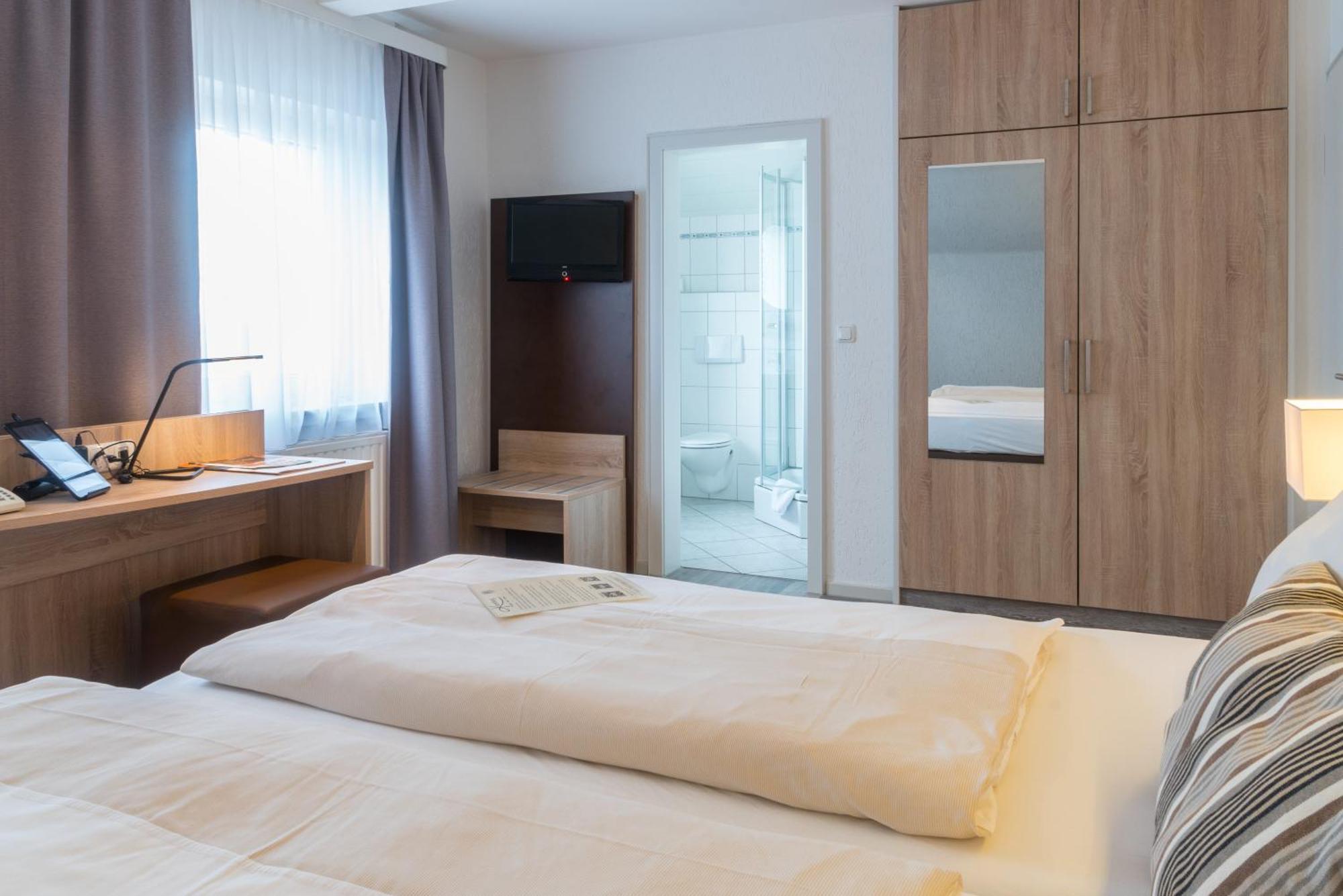Hotel Restaurant Kromberg Remscheid Kültér fotó