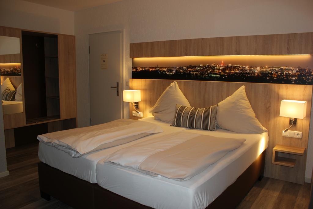 Hotel Restaurant Kromberg Remscheid Kültér fotó
